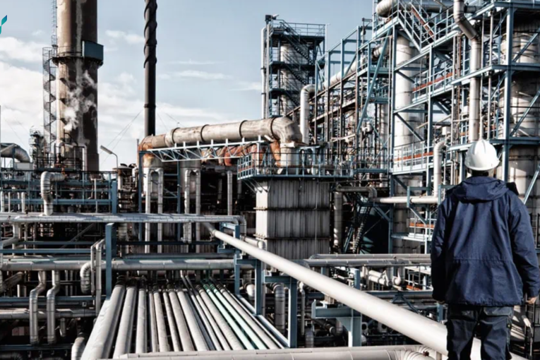 main challenges in oil and gas industry