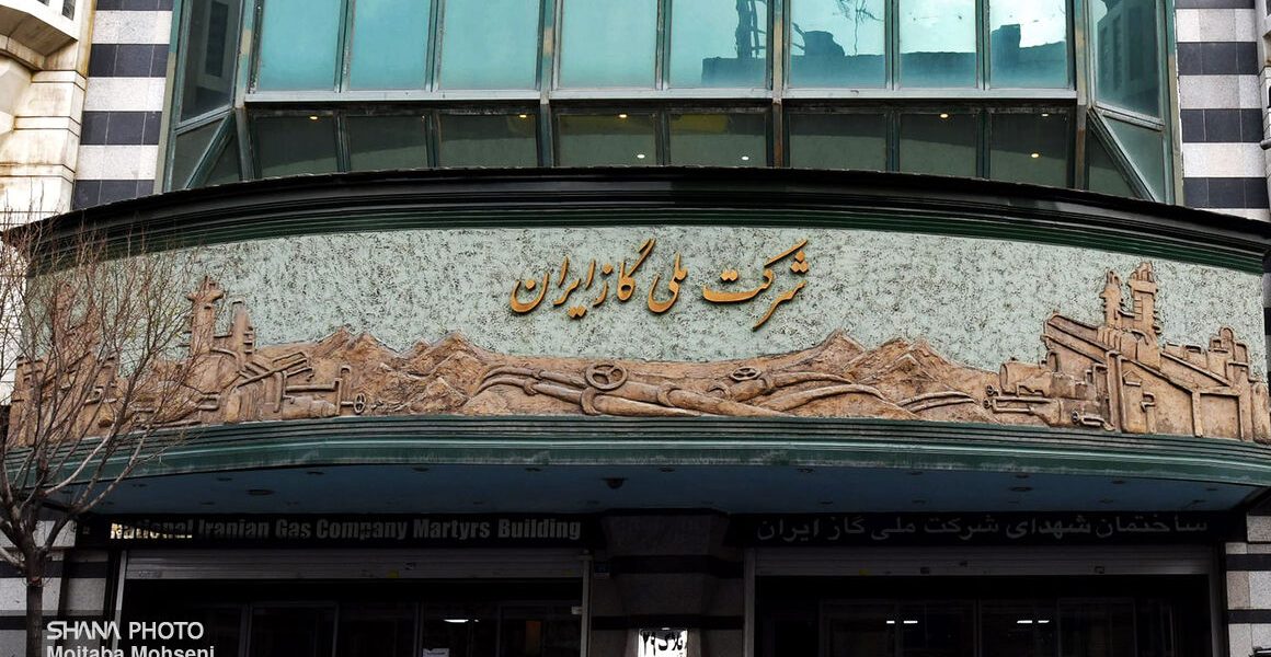 تعیین استان‌های «فارس و یزد» به‌عنوان قطب بهینه‌سازی مصرف گاز در صنایع سیمان، کاشی و سرامیک