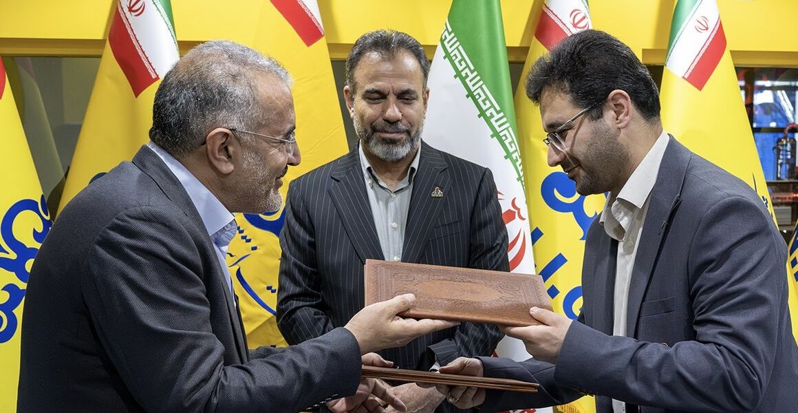 منطقه ۴ عملیات انتقال گاز و پارک علم و فناوری خراسان رضوی تفاهم‌نامه همکاری امضا کردند
