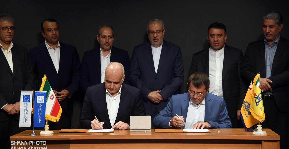 تفاهم‌نامه طرح جایگزینی یک میلیون دستگاه بخاری بازده بالا با بازده کم امضا شد