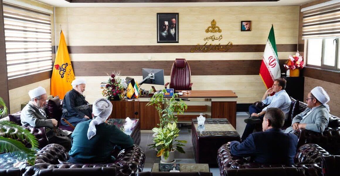 قدردانی علمای دینی بانه از شرکت گاز کردستان/ گاز، ثبات و آسایش را به مردم هدیه داد