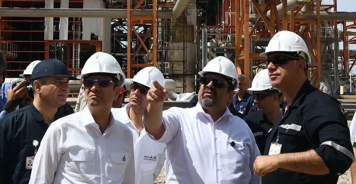 بازدید میدانی معاون وزیر نفت از پالایشگاه‌های پارس جنوبی